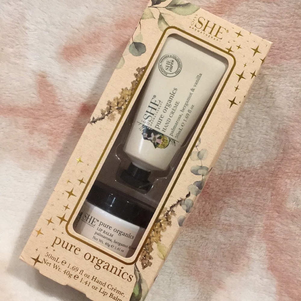 Pure Organics Hand & Lip Set NWT scented Palmarosa Bergamot & Vanilla Boxed Set